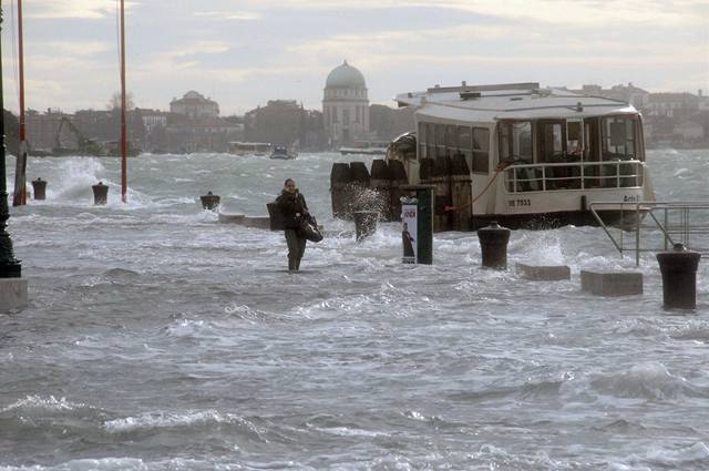 Benátky zasáhly rekordní záplavy za posledních 22 let